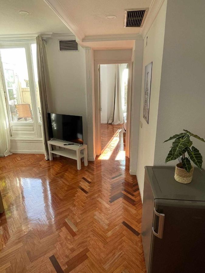 Apartamento Con Terraza Y Vistas Alcalaretiro Μαδρίτη Εξωτερικό φωτογραφία